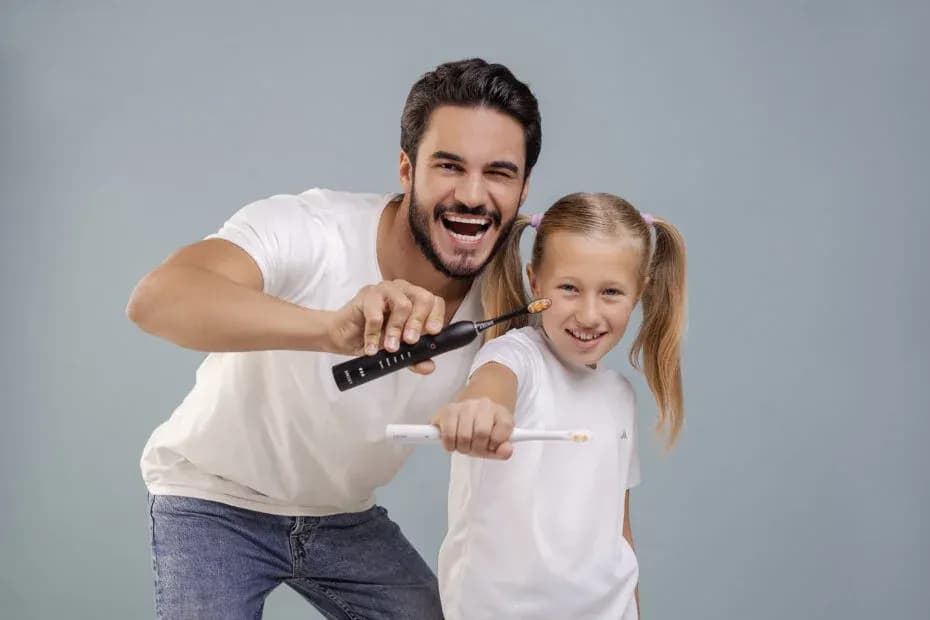 Czy szczoteczka soniczna niszczy szkliwo? Oto prawda, którą musisz znać